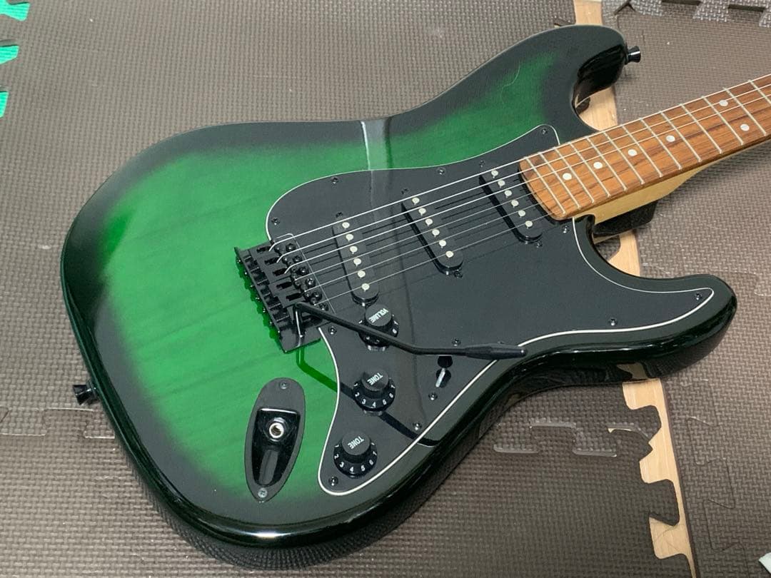 SELDER セルダー ストラトキャスター タイプ エレキギター 黒 緑 igb