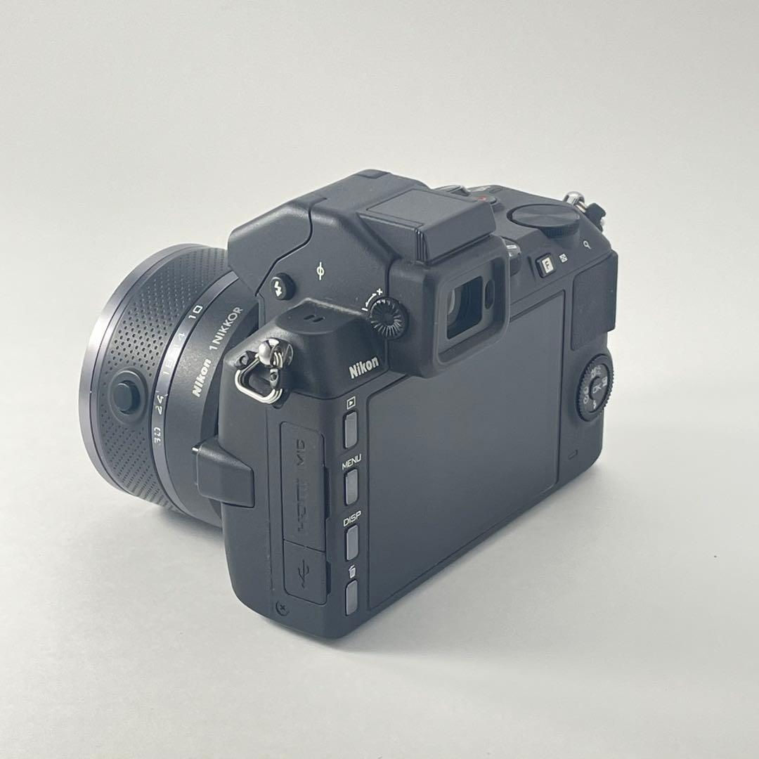 ショット数7000・返品保証】Nikon1 V2 ブラック標準レンズキット