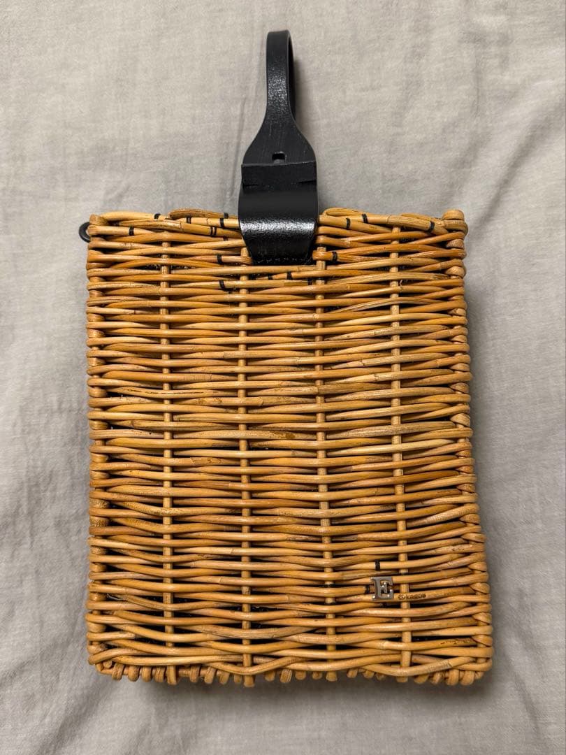 eb.a.gos　エバゴス　角たてバスケット　かごバッグ eb.a.gos/エバゴス】ストロー・角たてバスケット｜martinique