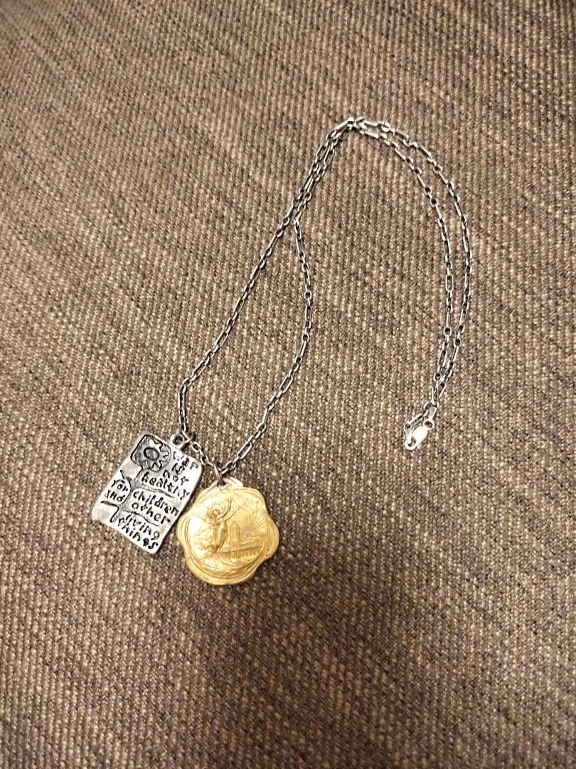 60sヴィンテージネックレスwar is not healthyローレン・シュナ War is Not Healthy