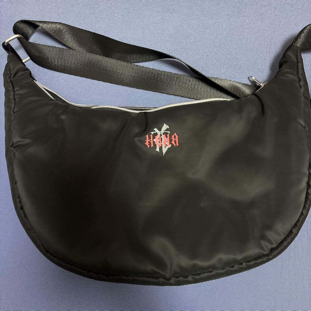 HANA ロゴラウンドバック - メルカリ