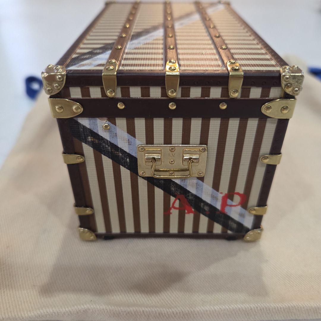 LOUIS VUITTON ルイ ヴィトン ノベルティ トランク 置物 非売品 - メルカリ