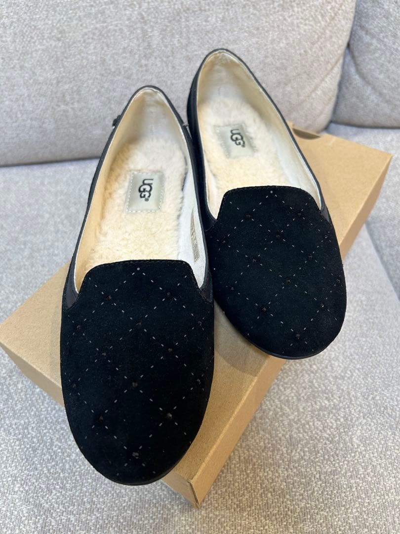 UGG フラットシューズ 7 24センチ ブラック スワロフスキー フラットシューズ （フラットシューズ）｜UGG(R) / アグ ファッション