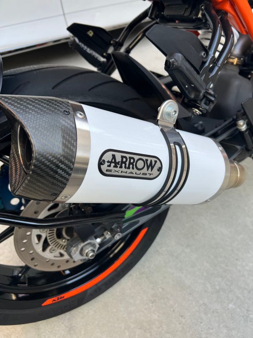 KTM スモールDUKE ARROWスリップオンサイレンサー ホワイト - メルカリ