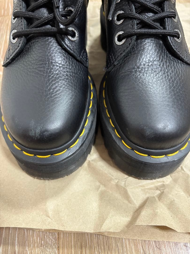 Dr.Martens JADON PISA 8ホール 定価37400円 23cm - メルカリ