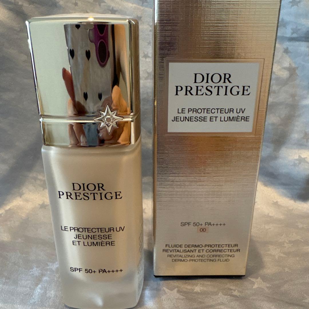 DIORプレステージホワイトUV BB ♡ 色00 プレステージ ホワイト ル プロテクター UV ミネラル BB 00 / Dior