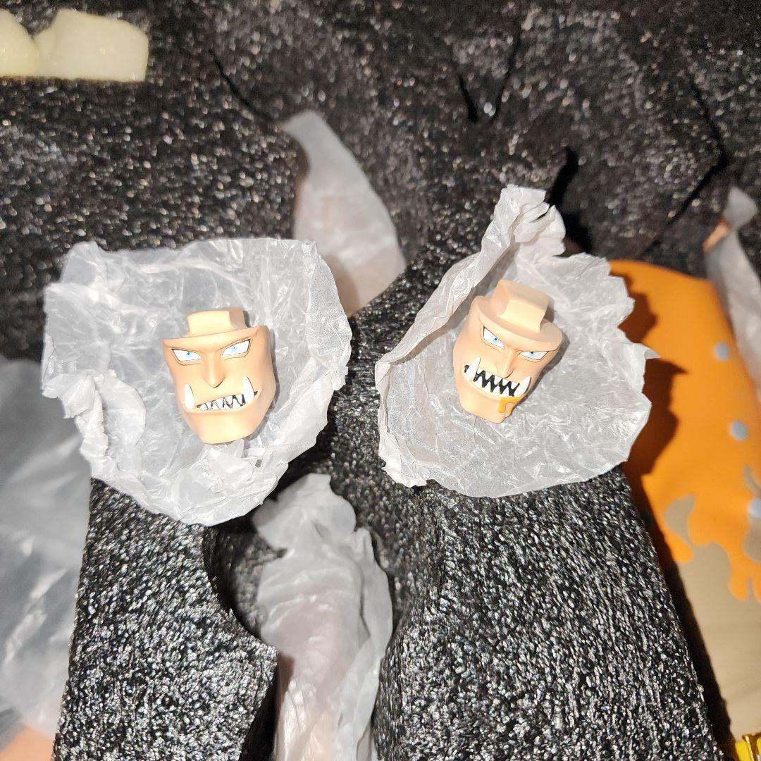 ワンピース ササキとフーズフー ガレージ セット - メルカリ