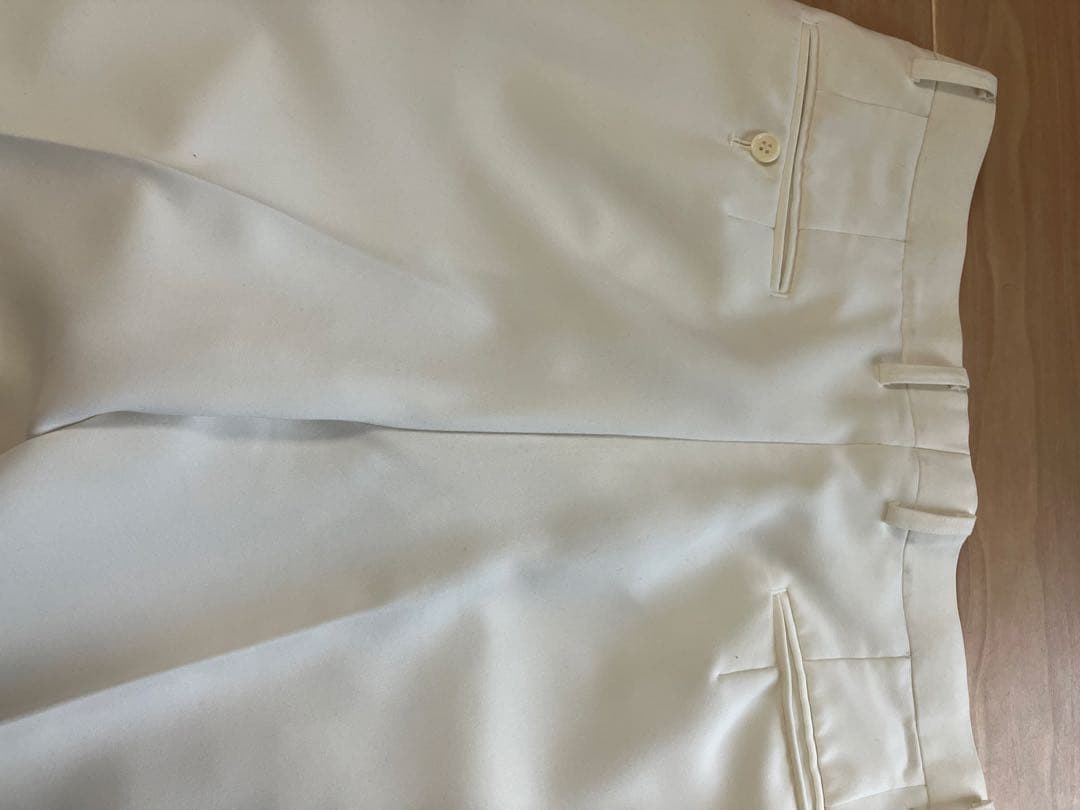 矢沢永吉風 白スーツ上下・サスペンダーベルトおまけ付き - メルカリ