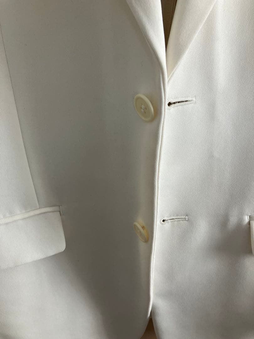 矢沢永吉風 白スーツ上下・サスペンダーベルトおまけ付き - メルカリ