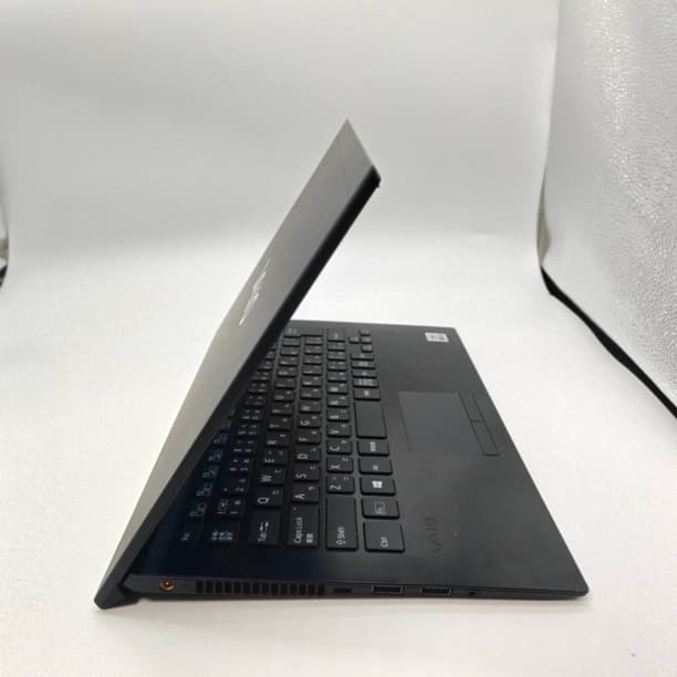 第10世代 i5 軽量 バッテリ◎ フルHD ソニー vaio SSD256GB - メルカリ