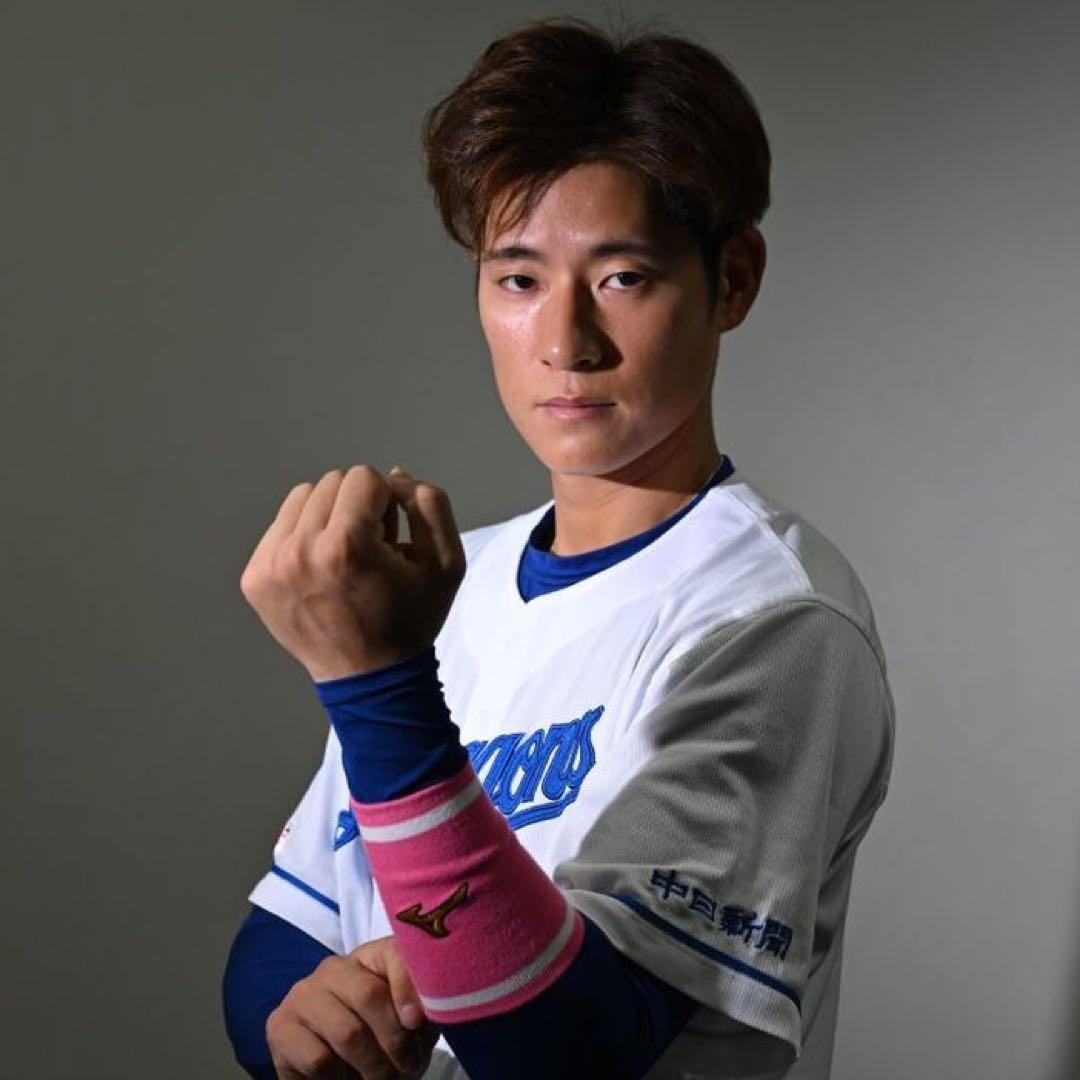 中日ドラゴンズ 公式リストバンド ピンク 新品未開封品 - メルカリ