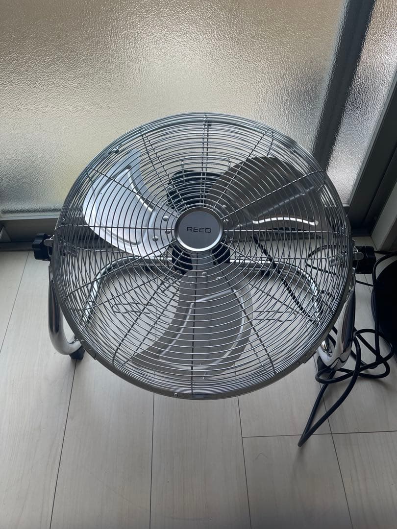 REED スチール製 3枚羽根扇風機 メタリックシルバー 楽天市場】扇風機 ReeD フロアファン 40cm メタリックシルバー RD