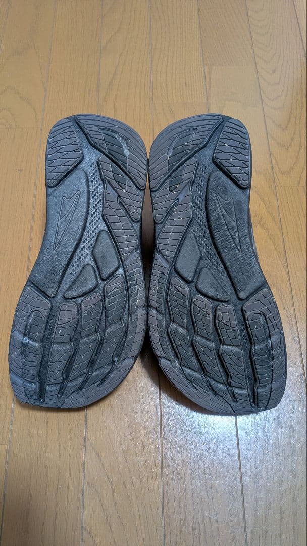 【みう】ALTRA FWD VIA 28.5cm