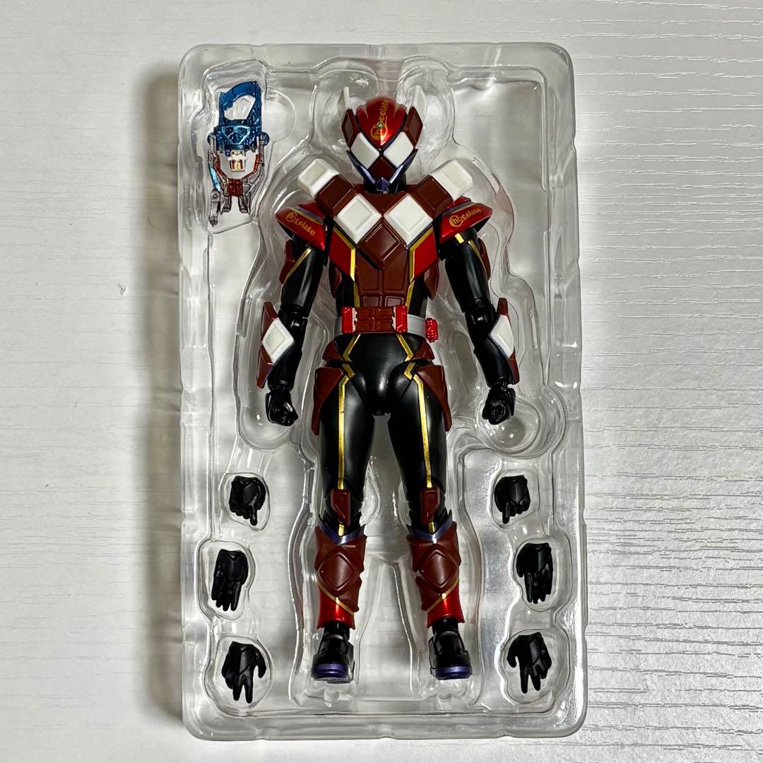 S.H.Figuarts 仮面ライダーヴァレン (欠品有)