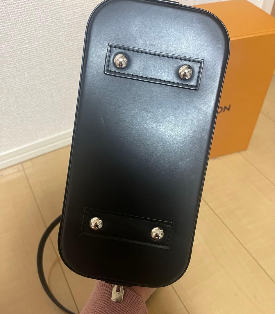 Louis Vuitton M59217 アルマ BB エピ スカーフなし - メルカリ