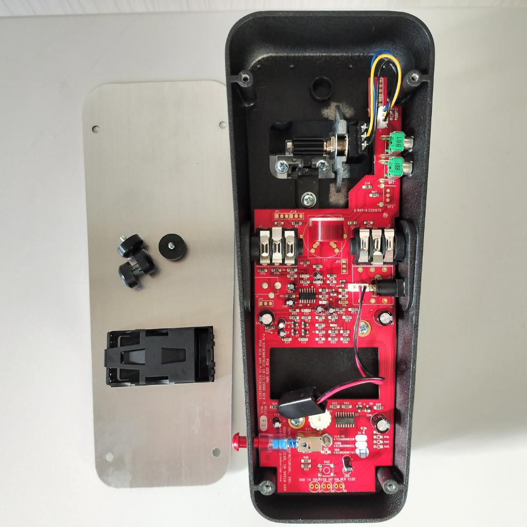 Jim Dunlop Cry Baby 95Q 赤FASEL（ワウ・ペダル） | 激安通販のイー