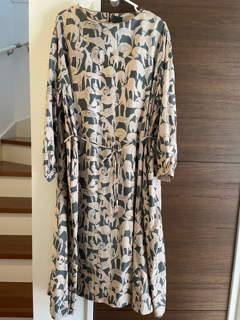 mina perhonen life puzzle動物柄 長袖 ひざ丈ワンピース mina perhonen life puzzle動物柄 長袖 ひざ丈ワンピース - メルカリ