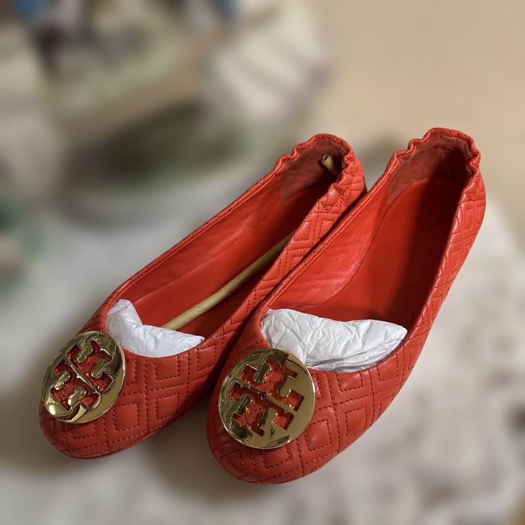 デパート購入試着のみトリーバーチオレンジ キルティングバレエ