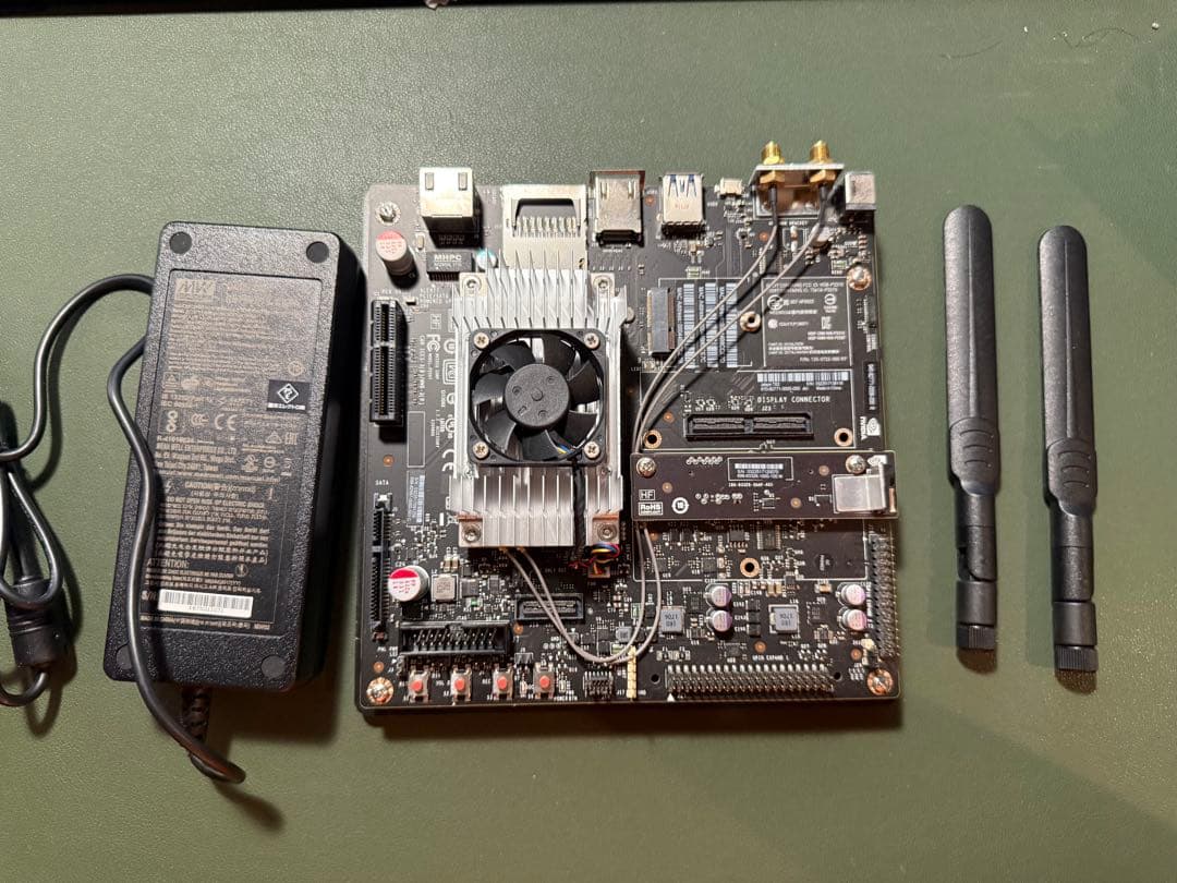 【動作未確認】NVIDIA Jetson TX2 本体、電源アダプター付き NVIDIA Jetson TX2 Developer Kit - 945-82771-0005-000