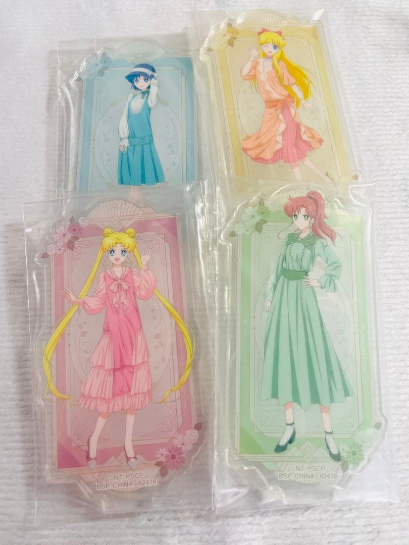 セーラームーン アクリルスタンド 一番くじ - メルカリ