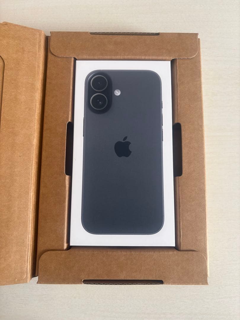 【新品未使用未開封】Apple iPhone 17 256GB ブラック 本体 iPhone 17 【新品未開封】iPhone17 256GB [ブラック ] MG674J/A SIM