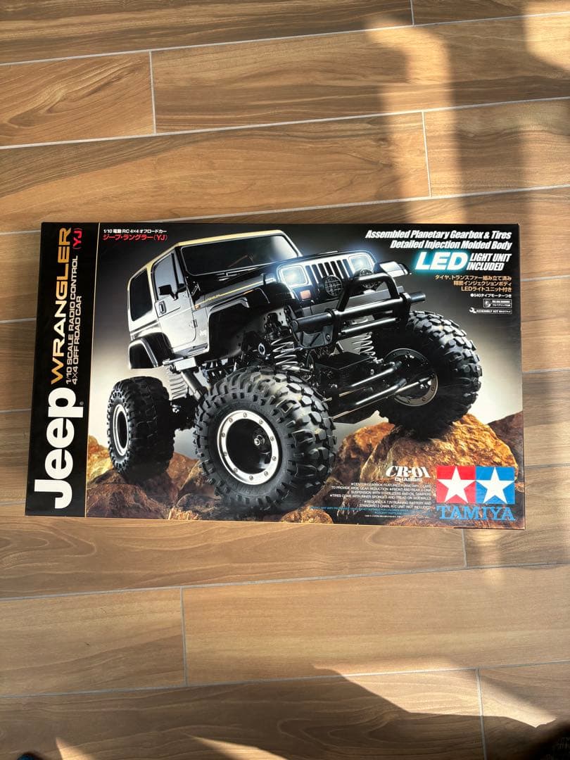 田宮 Jeep ジープラングラー 1/10 RCカー New Tamiya R/C 1/10 Jeep Wrangler 4WD CC01 Chassis with LED light