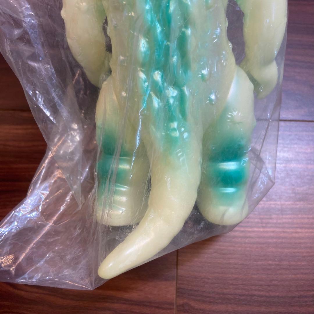 ブルマァク m1号 ミニラ 蓄光成型 新品未使用 5776 - メルカリ