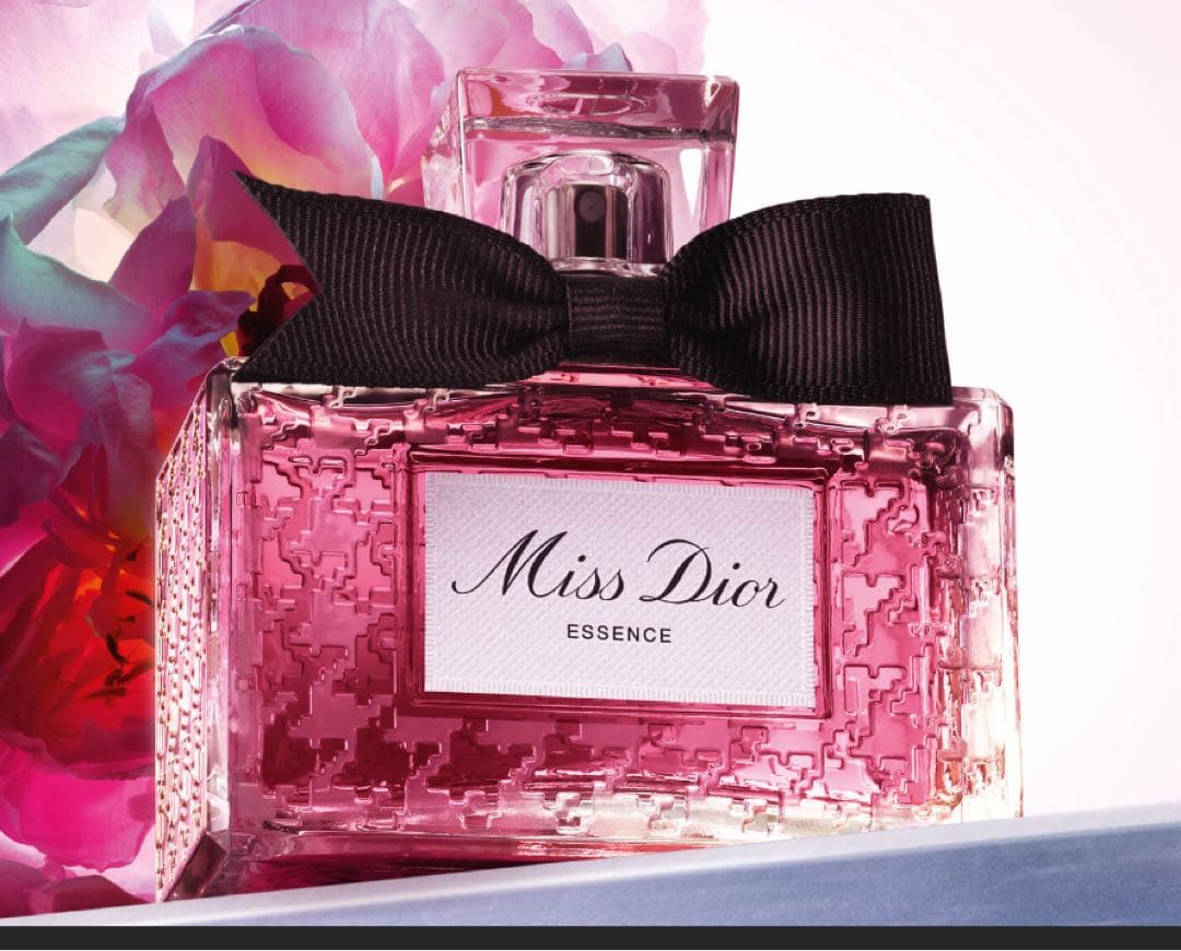 Miss Dior Essence50mlミス ディオールエッセンスパルファン DIOR】 ミス ディオール エッセンス- フレグランス