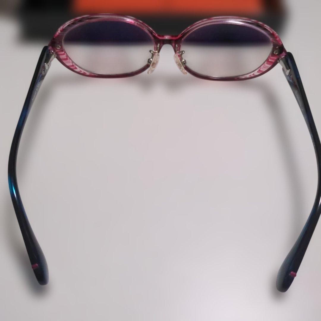 アイブレラ老眼鏡＋3.00 新品同様です。度数変更の為出品致します。