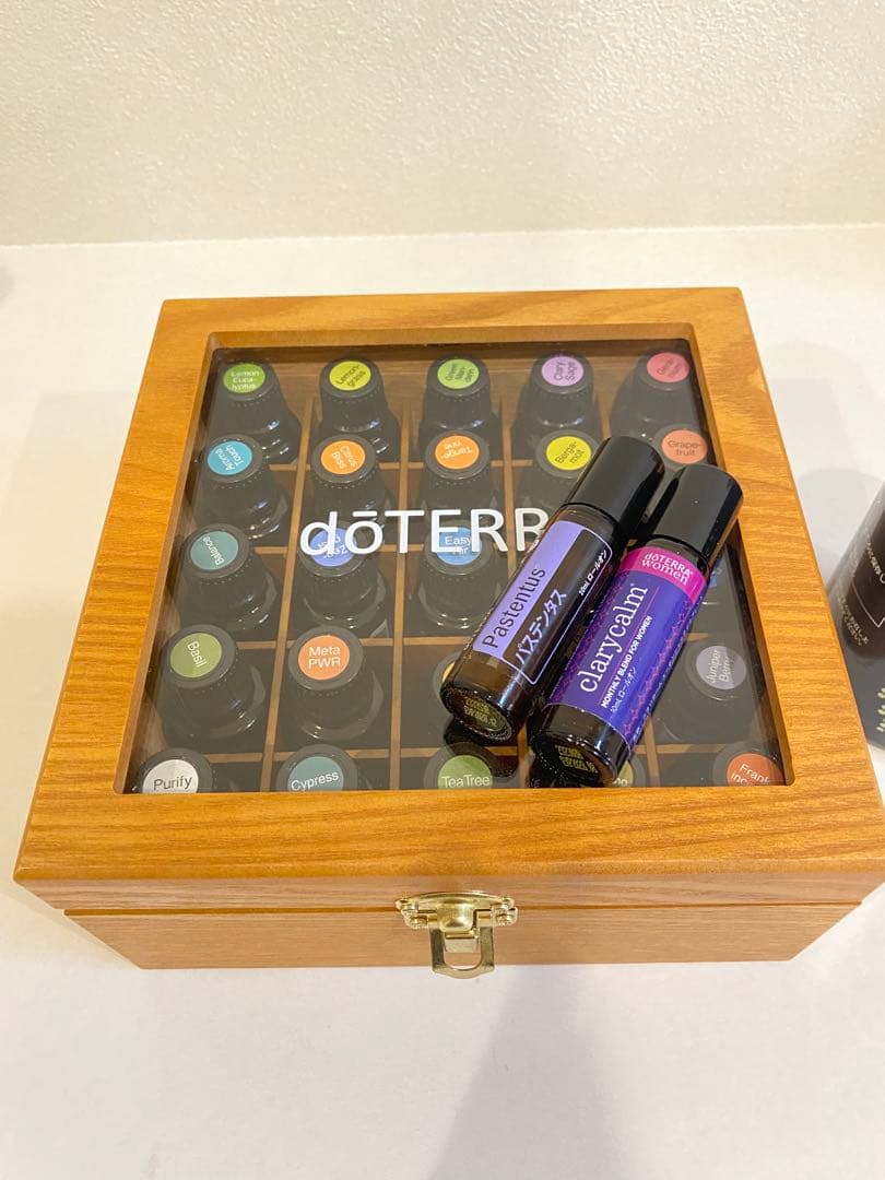 【フランキンセンスのみ新品】doTERRA EO25本 木箱etc.セット doTERRA（ドテラ） フランキンセンス 15ml doTERRA : お宝オンライン