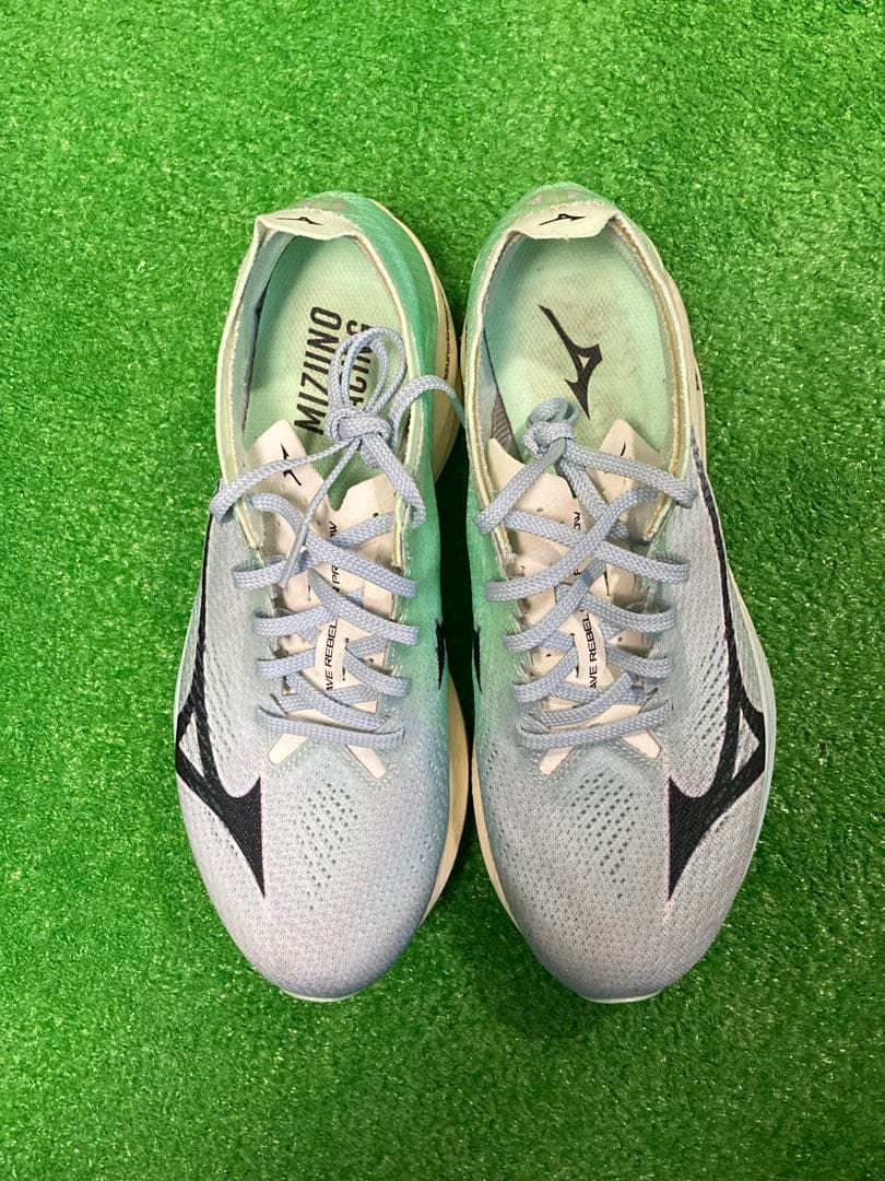 MIZUNO ウエーブリベリオンプロ3　26.0cm