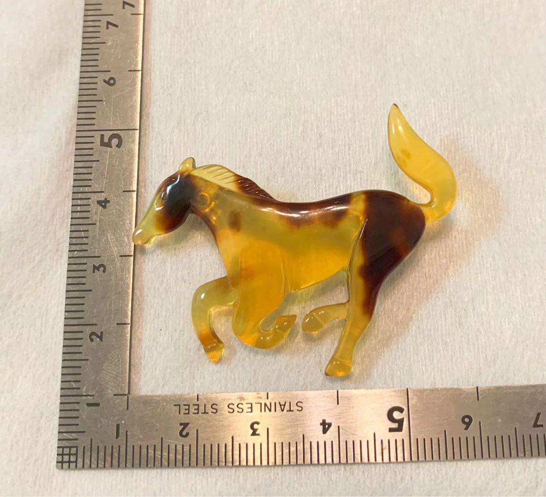 鼈甲 ブローチ 馬 パーティ 午年 競馬 馬主 乗馬