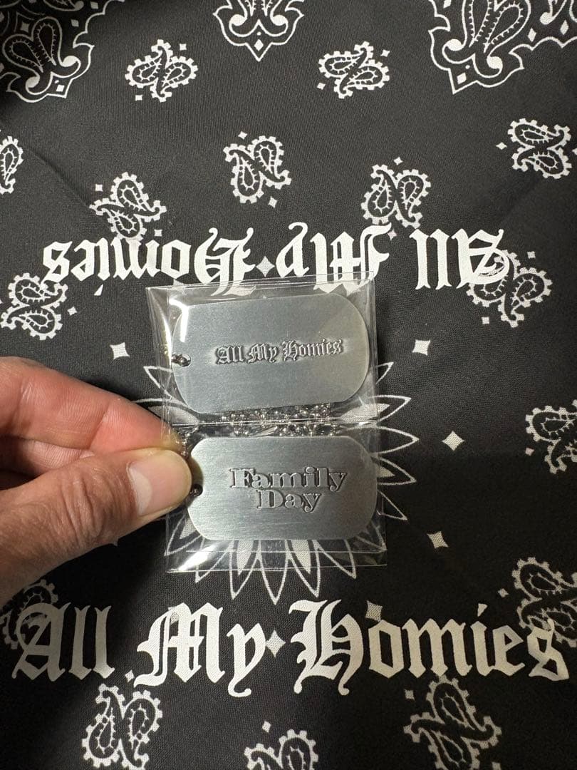 All My Homies Family Day ドッグタグ - メルカリ