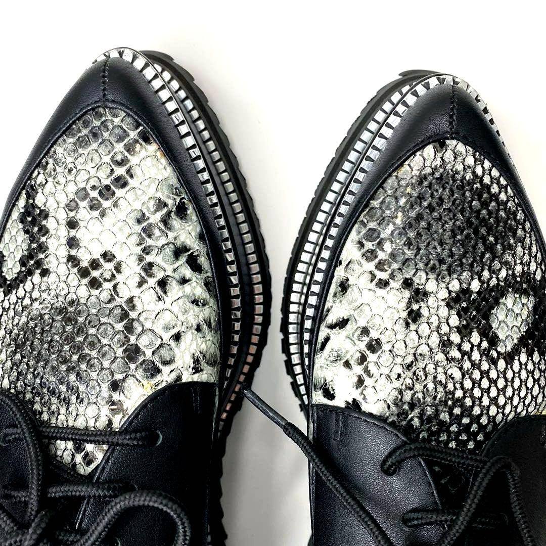 新品 未使用 ジェフリーキャンベル パイソン柄 レースアップシューズ