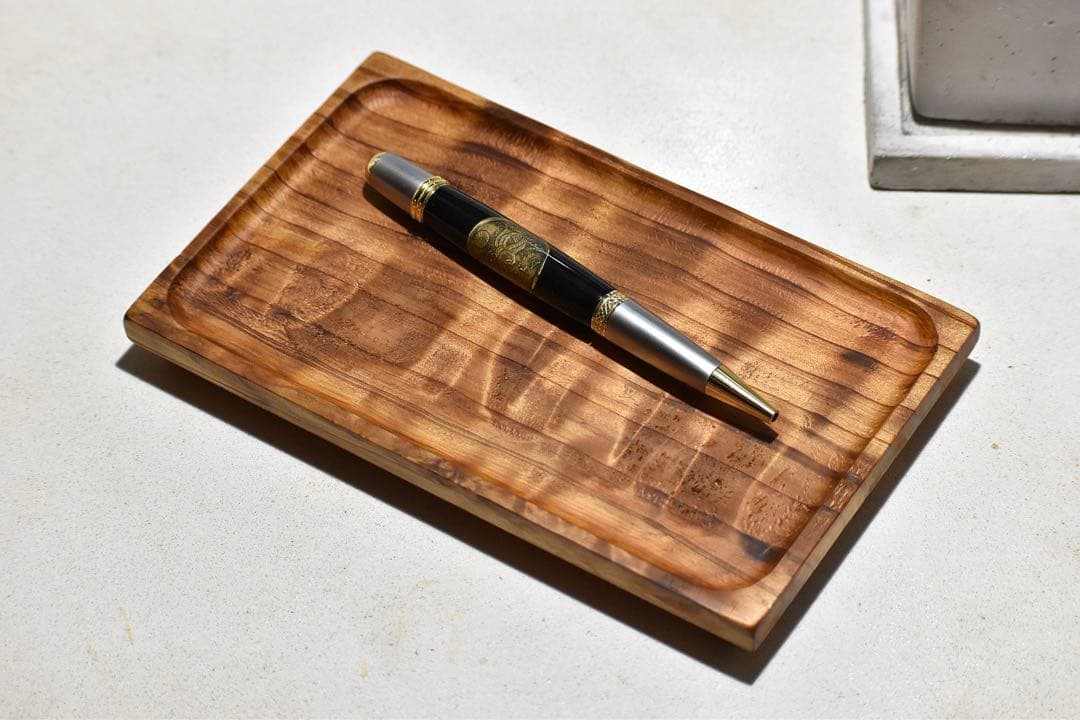 No.359屋久杉虎杢のトレーと黒柿の名刺ホルダー - メルカリ