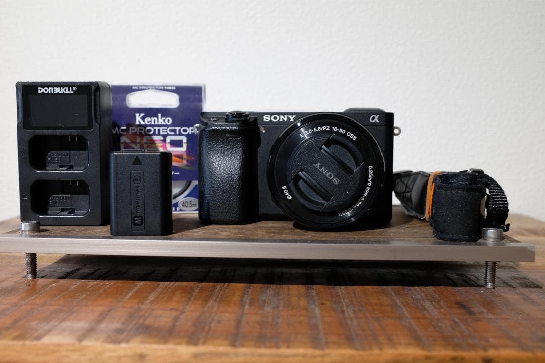 Sony α6300 ILCE-6300 ズームレンズキット 付属品有り 箱有り SONY（ソニー） α6300 a6300 ILCE-6300 ブラック レンズキット 美品 Wi