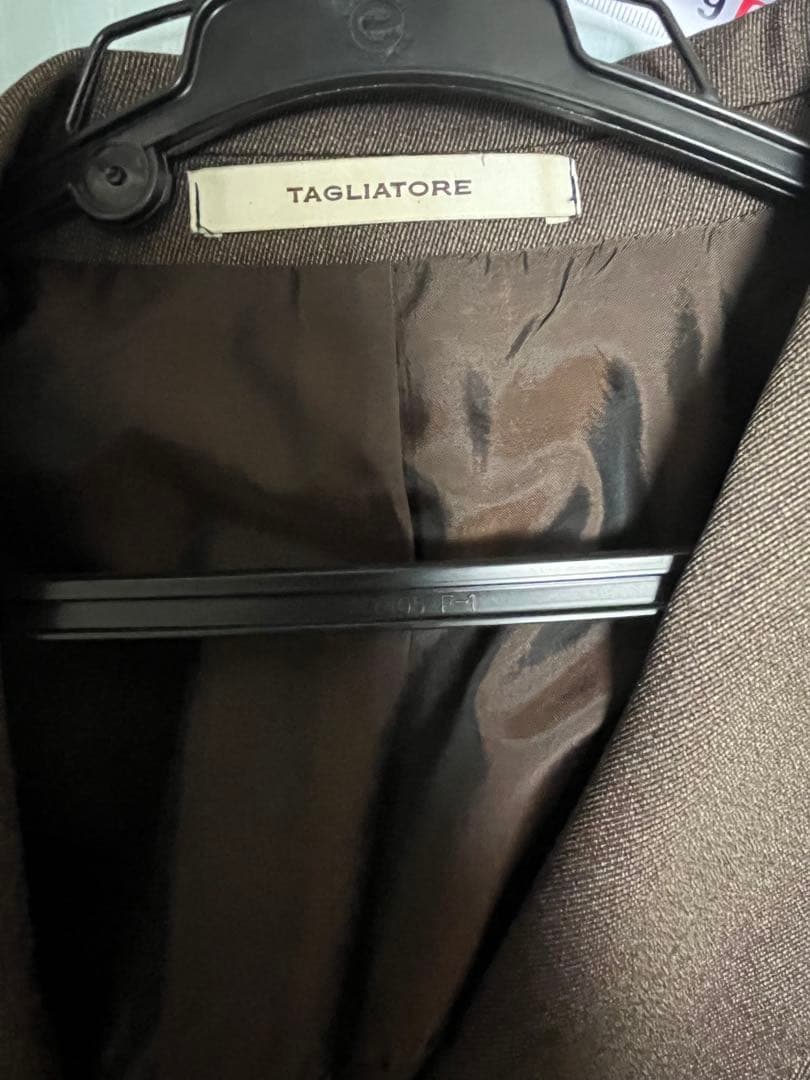 タリアトーレ 伊勢丹新宿購入 サイズ42 ブラウン ブレザーとスラックス