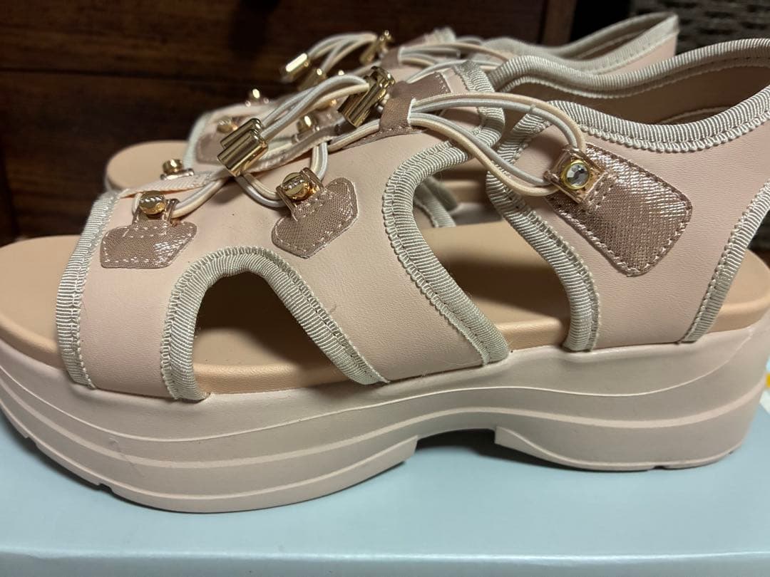 卑弥呼　スポーツサンダル　M 23.5cm ベージュ