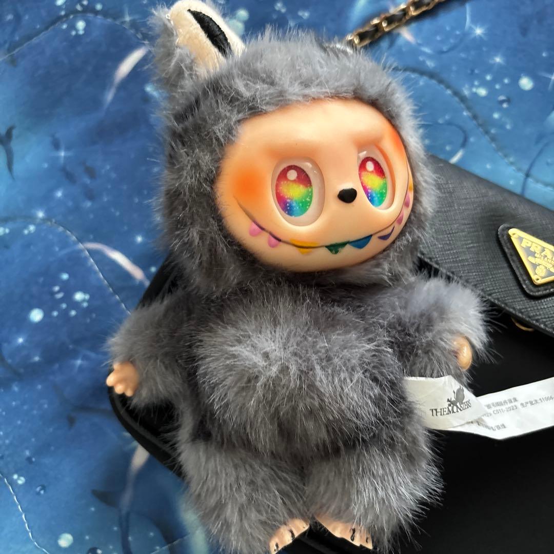 POP MART THE MONSTERS ラブブ：シークレット - メルカリ