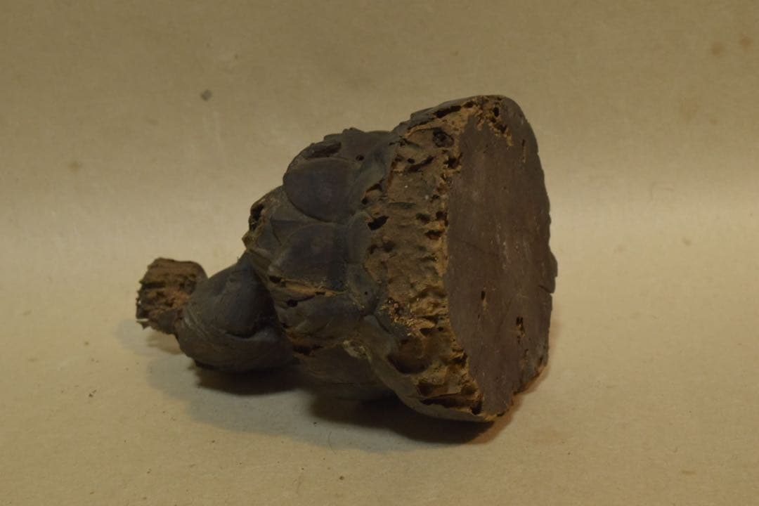 朽ちた木製仏像/蓮華座 古物 蚤の市