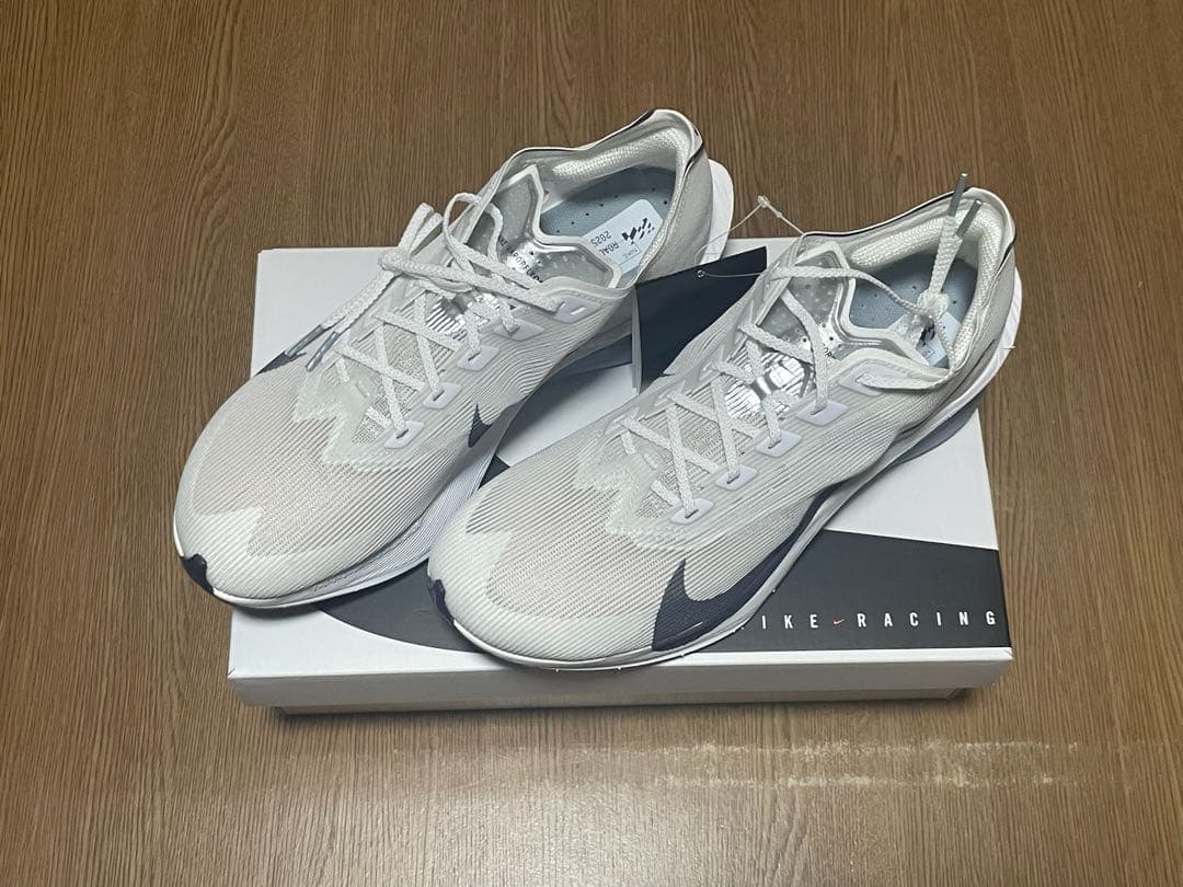 【新品未使用】NIKE ヴェイパーフライ4 【26.5cm】