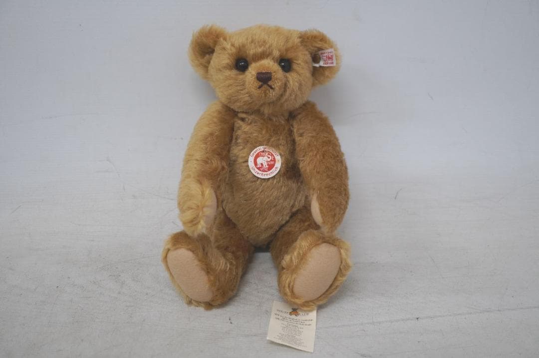 【M2512-26】シュタイフ Steiff テディベア ボタン JAPAN M2512-26】シュタイフ Steiff テディベア ボタン JAPAN 商品詳細Steiff