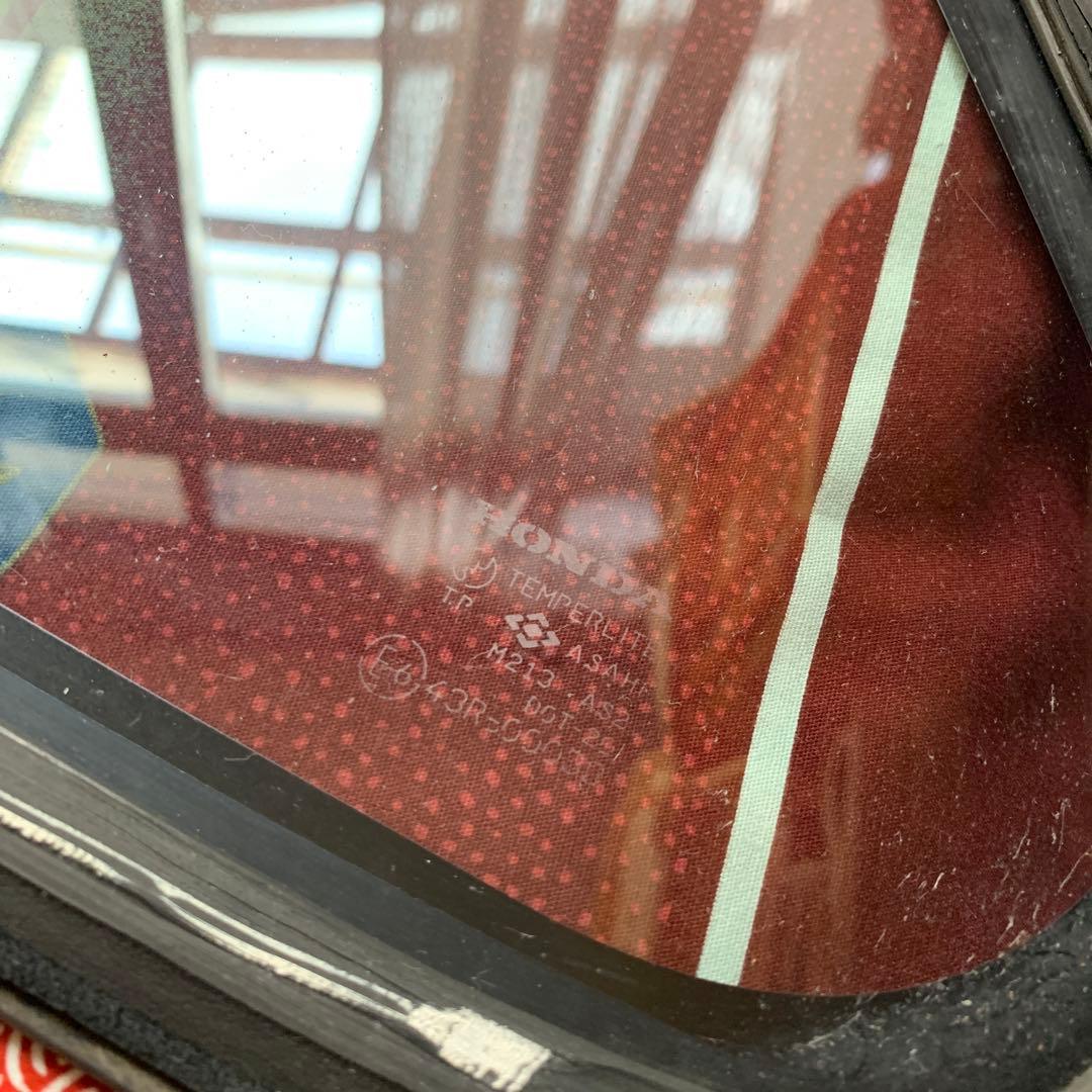 【最終価格】EK シビック 2ドア 純正クォーターガラス