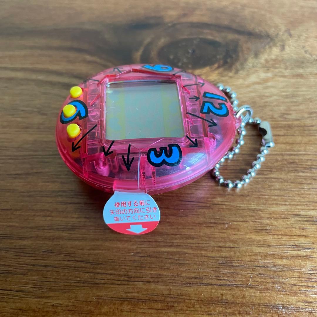 未使用品 1996年製 初代たまごっち(スケルトンピンク×時計数字ロゴ