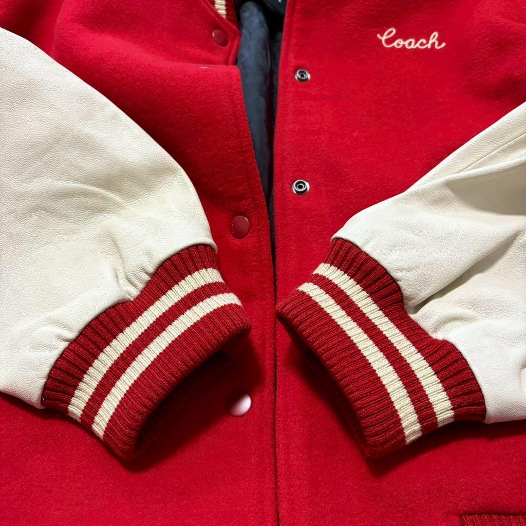 コーチ COACH スタジャン レッド 防護カバー付き - メルカリ
