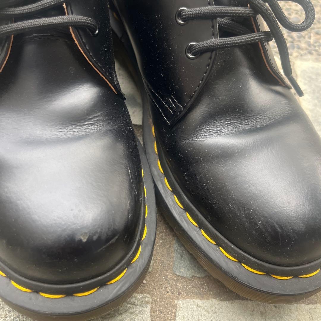 Dr. Martens ブラック レースアップシューズ - メルカリ