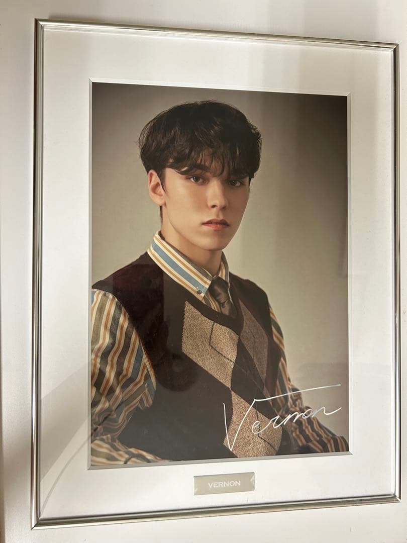SEVENTEEN セブチ バーノン 2021 HMV 額装写真 額縁 - メルカリ