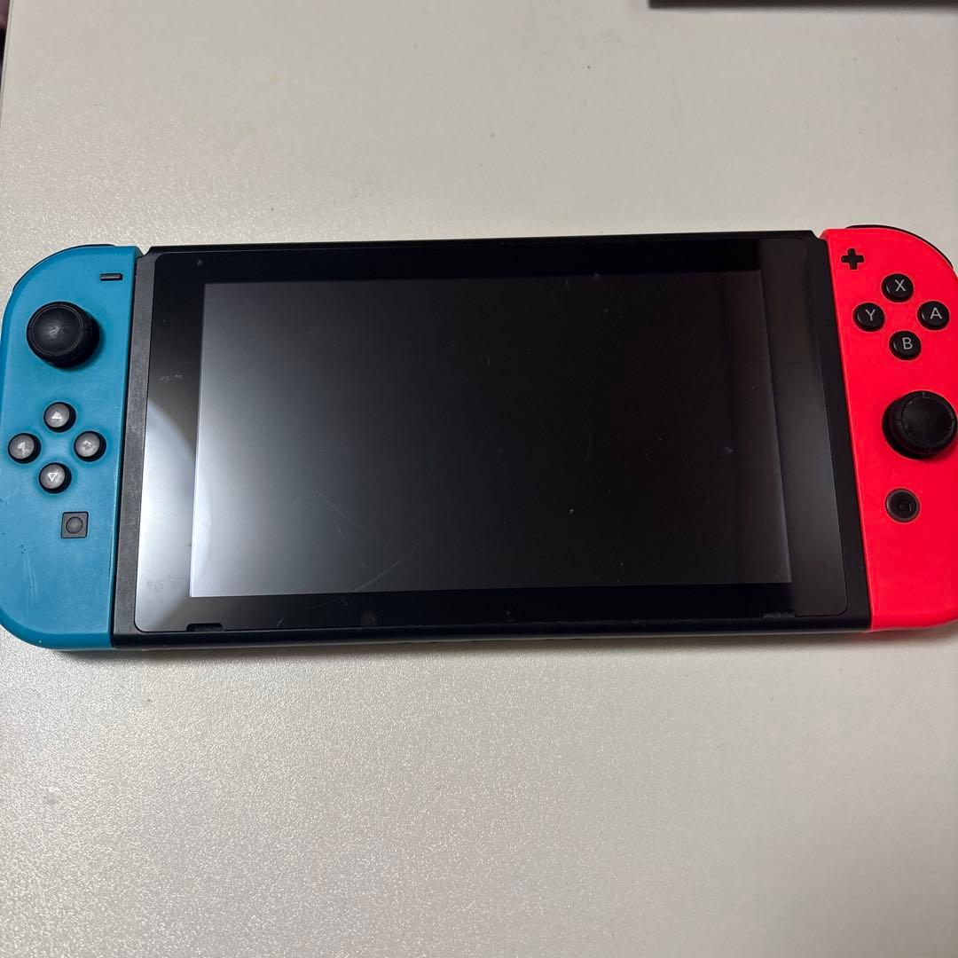Nintendo switch 本体 付属品あり NintendoSwitch本体の付属品の他に追加で必要な周辺機器は？