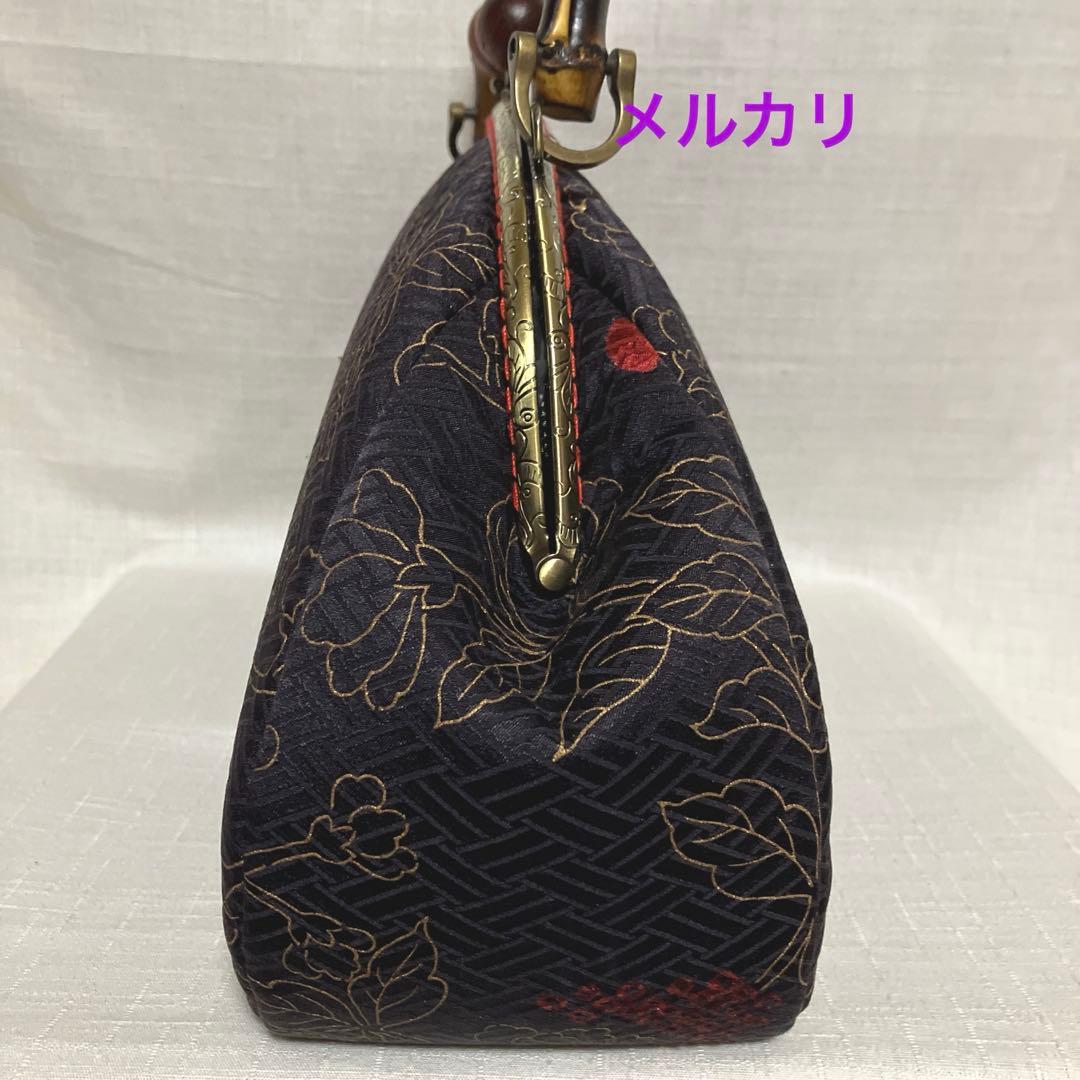 正絹 黒紅色 金彩更紗花唐草文様 大島紬 がま口バッグ ハンドメイド