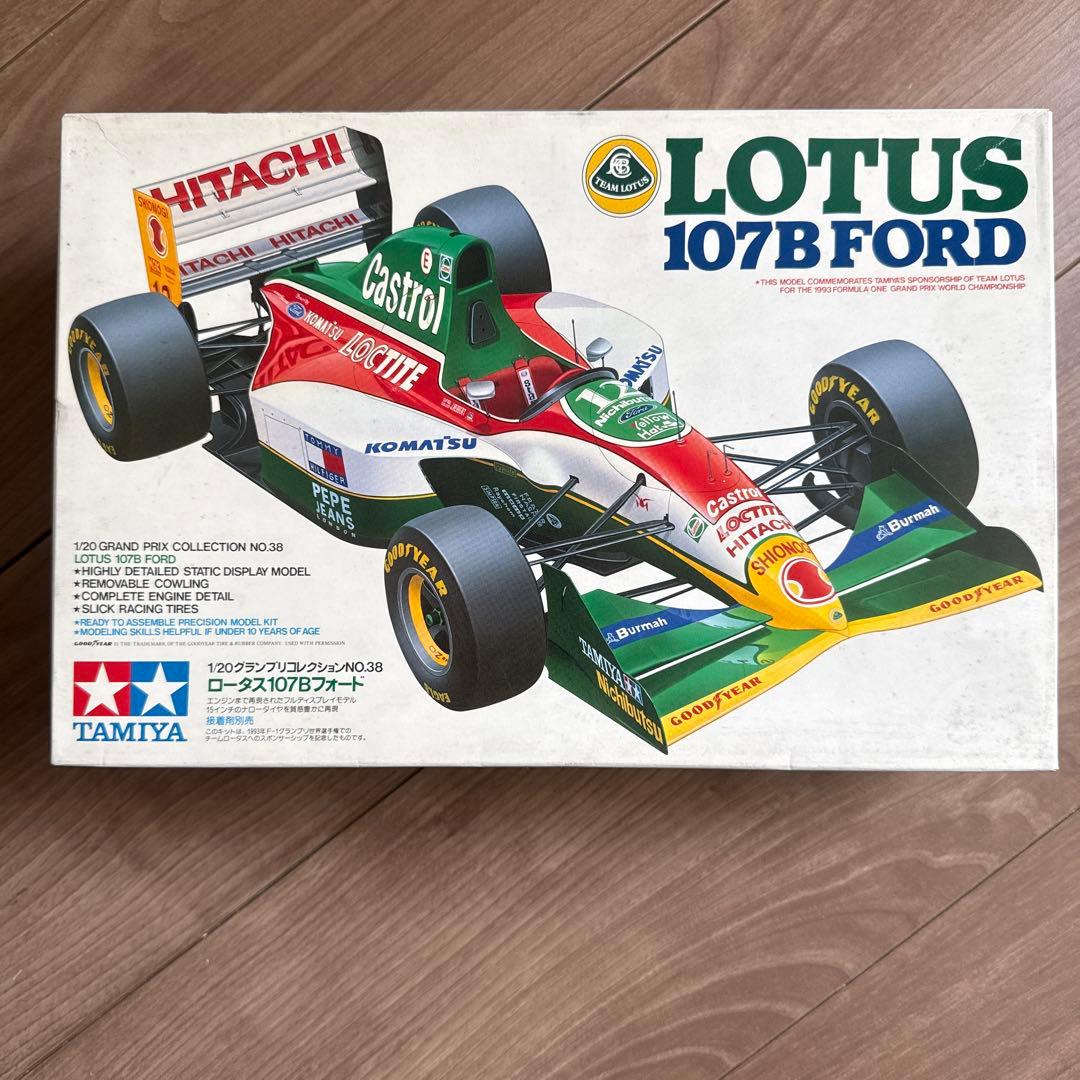 TAMIYA LOTUS 107B FORD 1/20 - メルカリ